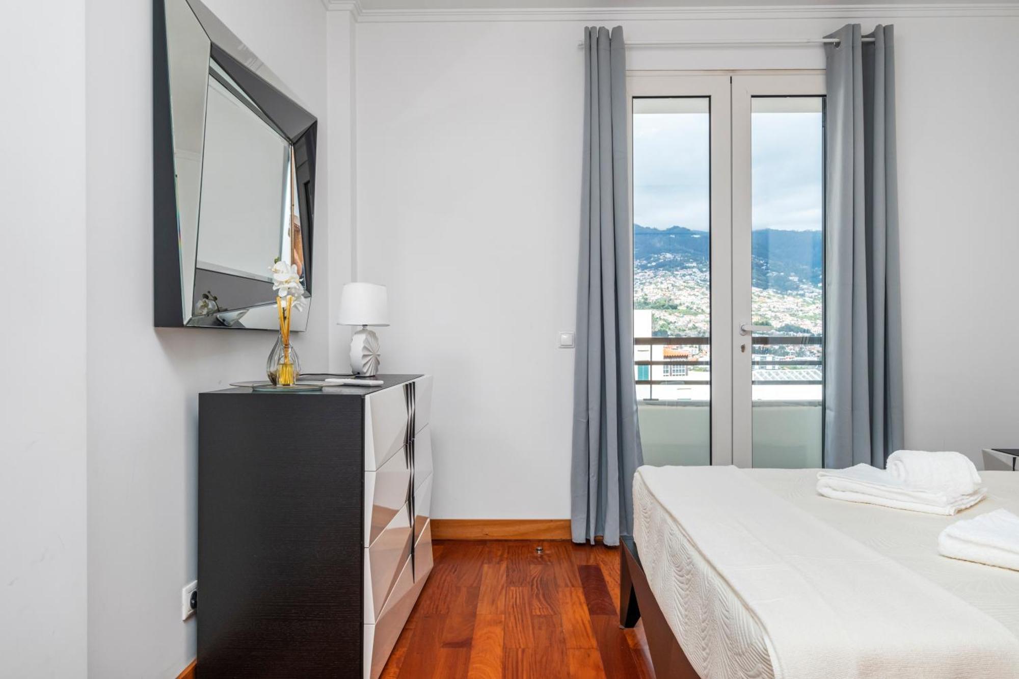 Sun Hills Panoramic Views Villa Funchal Dış mekan fotoğraf
